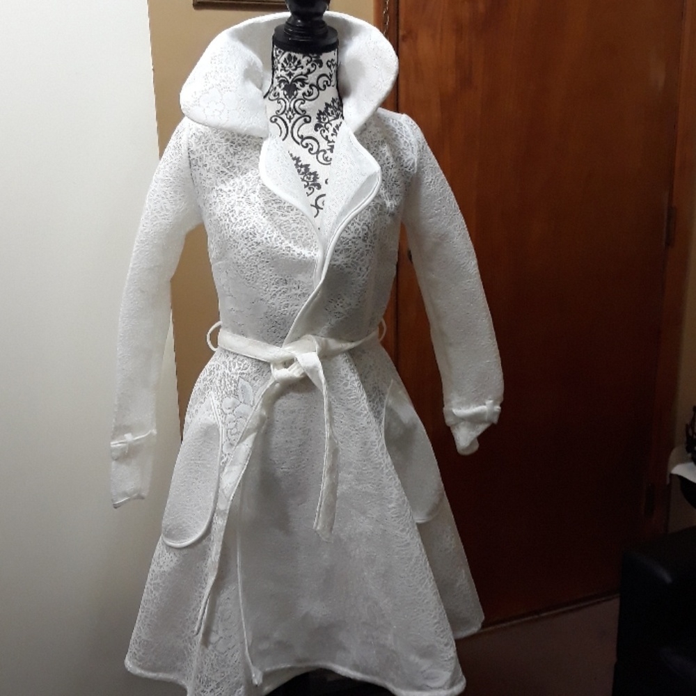 Mesh Trench Coat. - Picture 5 of 8